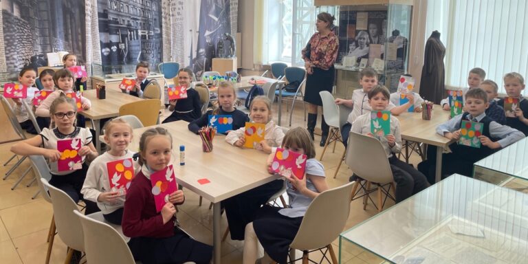 Лекция «За Гатчину и Лугу» 12+